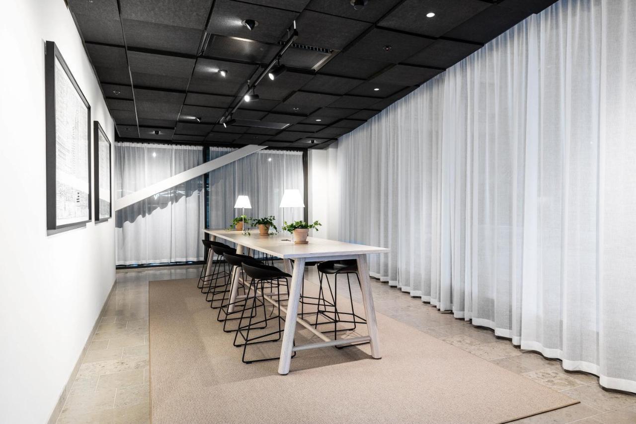 Biz Apartment Bromma Stockholm Buitenkant foto The interior of the new building