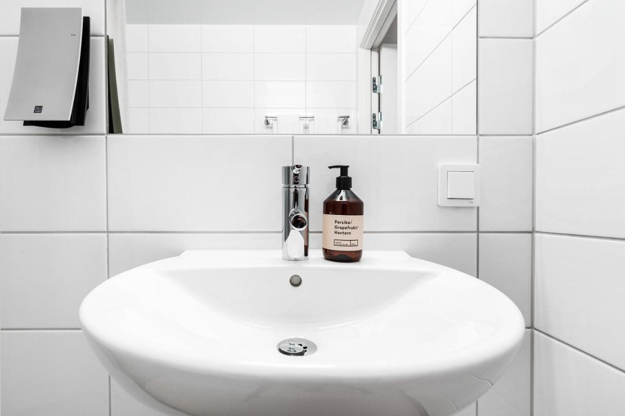Biz Apartment Bromma Stockholm Buitenkant foto